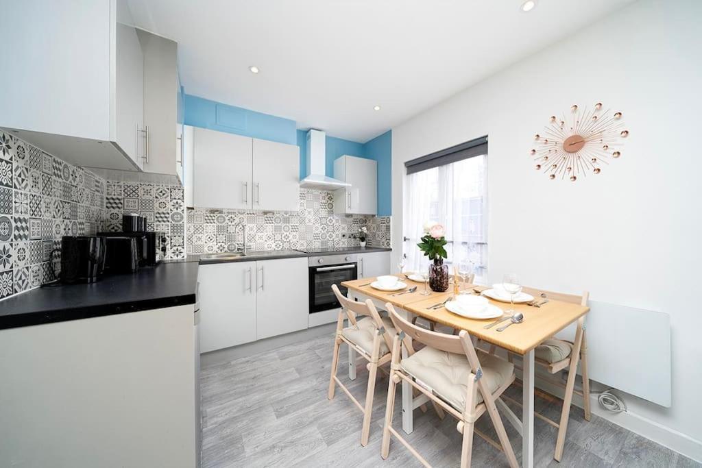 Soho Apartments F4 London Luaran gambar