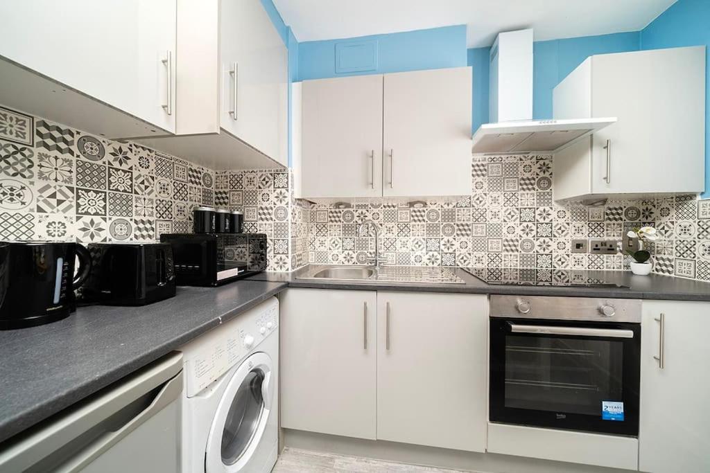 Soho Apartments F4 London Luaran gambar